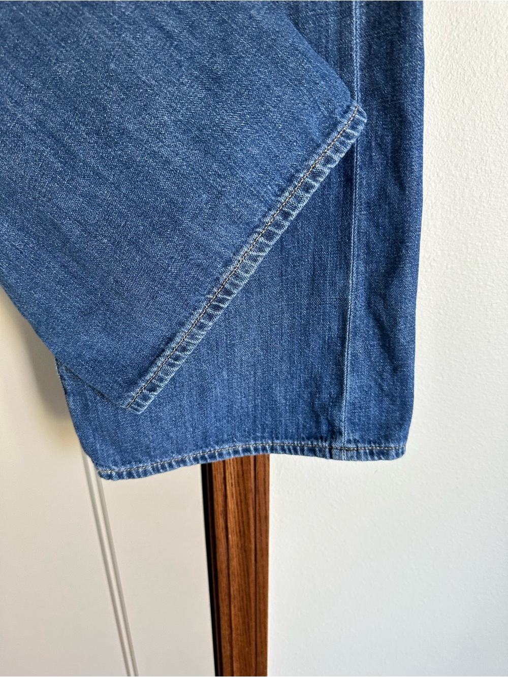 Gap Factory Women’s High-Rise Wide Leg Jeans in Medium Blue Wash size 6/28L - Picture 4 of 8